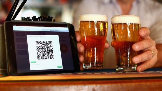 開放前夜，二維碼支付卷土重來